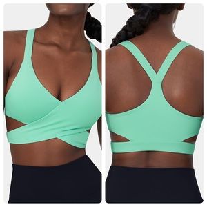 NWT Halara Sz XS Crossover Cut Out Racerback Yoga Sports Bra Aqua Beach Glass
